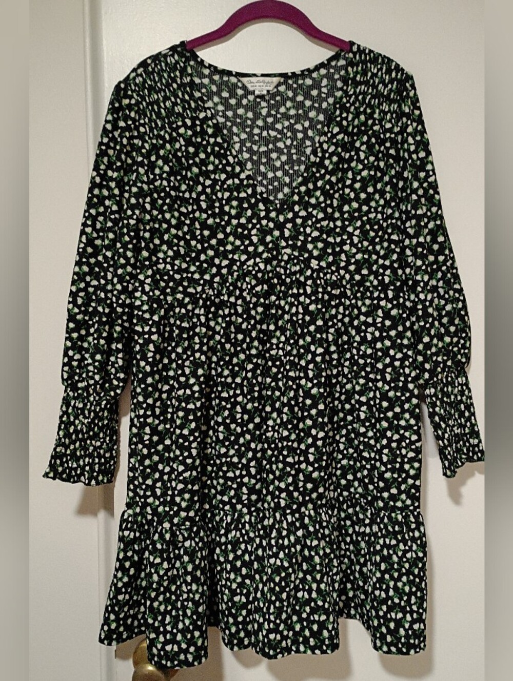 Miss Selfridge Floral Print Dress with Black and Green Accents Size 10